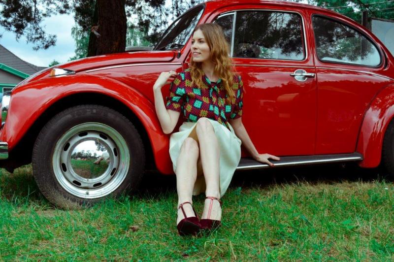 fot.Dmytro Nikiforchuk, Model:Daria Góźdż, Odzież:retromania.pl, instagram:the.vintage.dolls