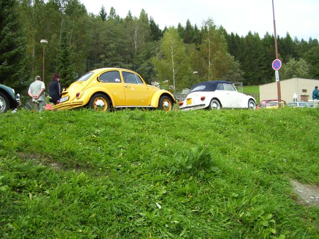 ...na górna czesc zlotowiska...